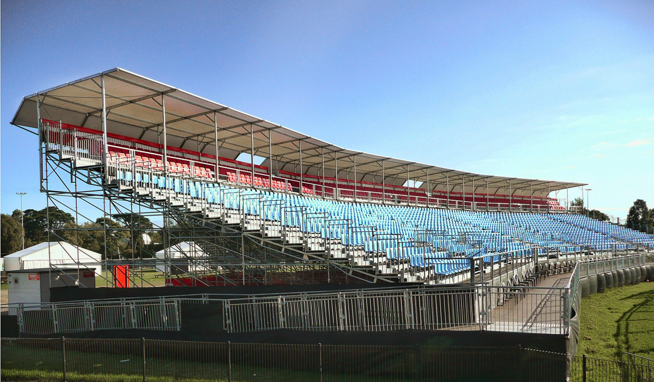 AUSTRALIA - Melbourne - Formula 1 Australian Grand Prix - 2011 & 2012 - Image 4